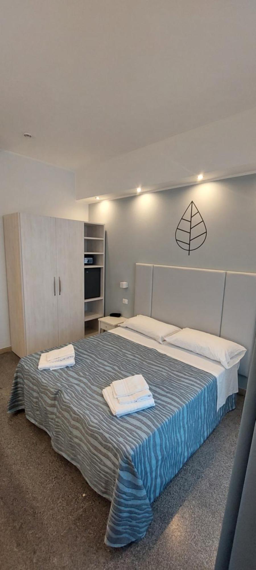 Hotel Caravel Park Rimini Exterior foto